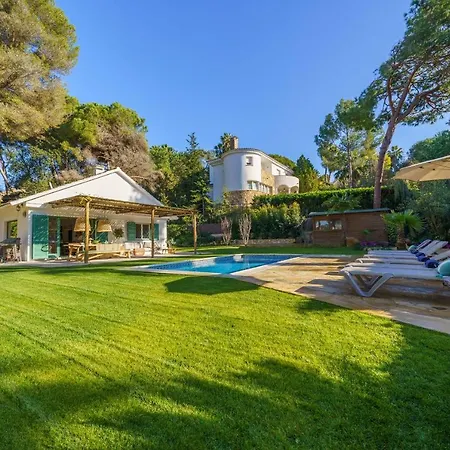 By The Sea Lujo Frente Al Mar Piscina Aire Acondicionado Willa Lloret de Mar